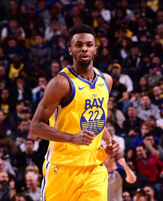 东体谈中超外援名额调整：足协、中足联应多听听俱乐部的意见（东体评中超外援名额调整：足协与中足联应更多听取俱乐部意见）