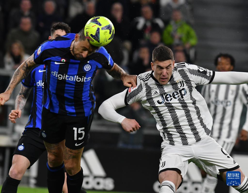 拉波尔塔：俱乐部各项指标都比2021年更好；没考虑过转股份制（拉波尔塔：俱乐部各项数据已优于2021年，未考虑股份制改造）