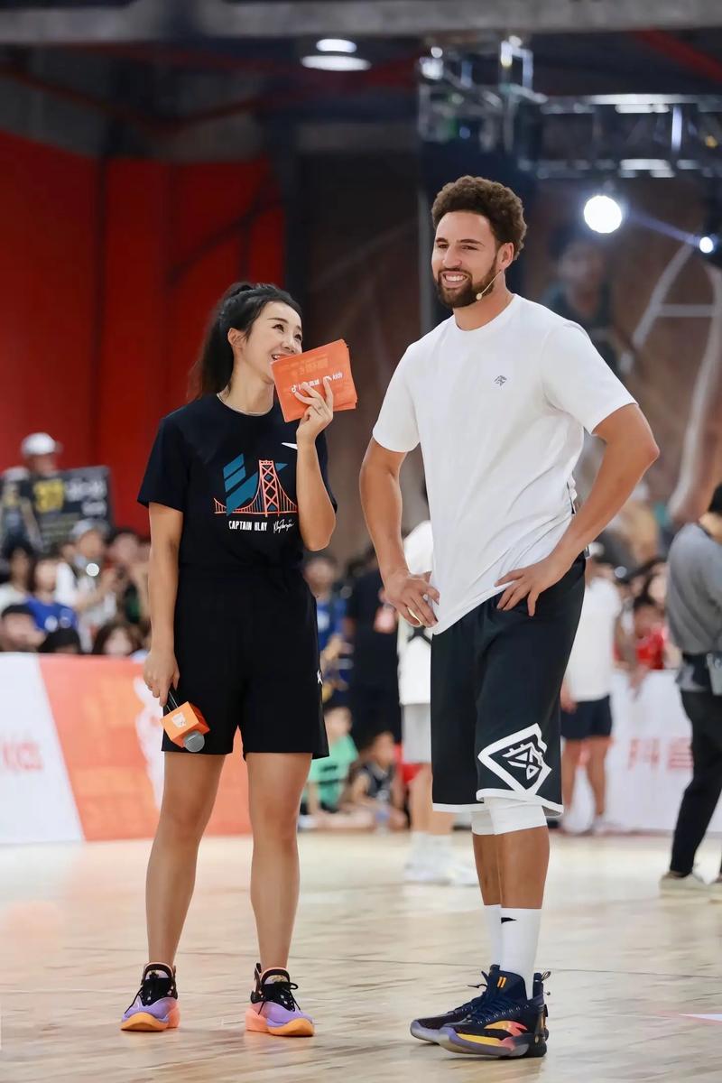 回顾英超上个赛季的圣诞排行榜：（英超上赛季圣诞榜单盘点）