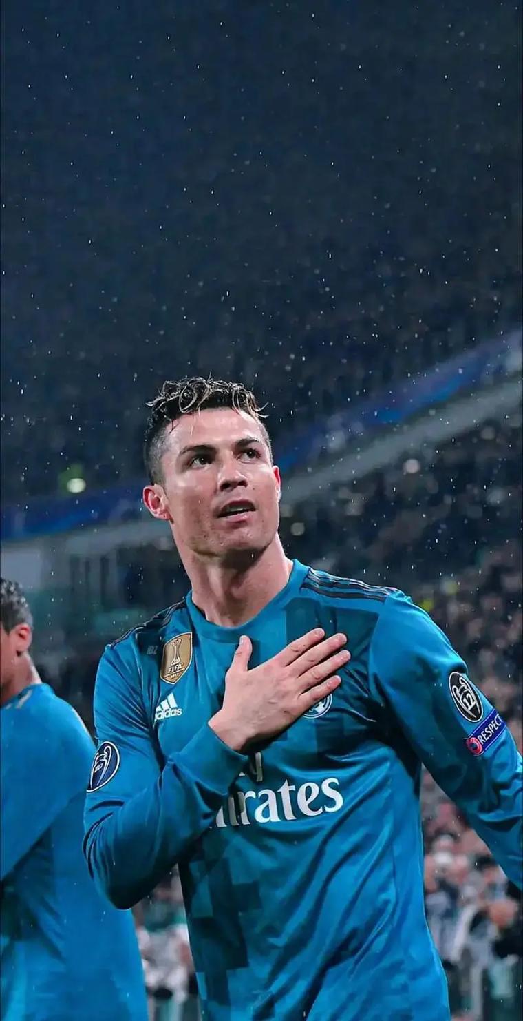 欧塞尔主席周云杰：我想把欧塞尔打造成中国足球出海的桥头堡（欧塞尔主席周云杰：要把欧塞尔打造为中国足球走向世界的前沿阵地）