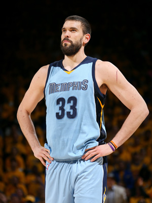 这场比赛强度堪比季后赛（这场对决强度直追季后赛）