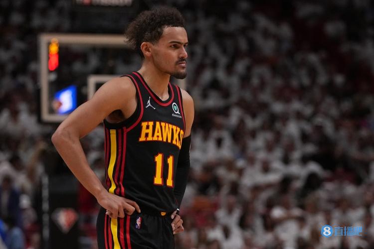 欧冠前瞻：国米本赛季强强战不利，利物浦深陷萨拉赫争议（欧冠展望：国米硬仗表现不佳，利物浦陷入萨拉赫风波）