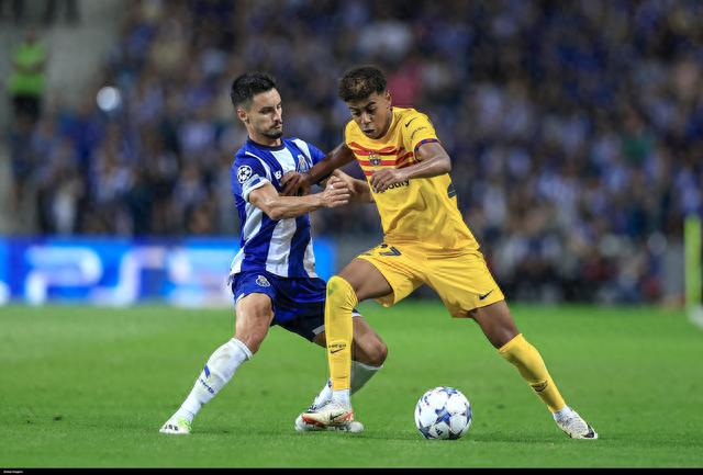 毛剑卿谈汪士钦红牌：给年轻人点自信吧，再网暴把人家暴死了（毛剑卿评汪士钦红牌：别再网暴了，多给年轻人一些自信）