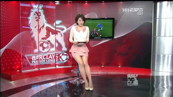 皇家马德里 - 曼城：冠军联赛第六轮巅峰对决，谁将掌控局势？（欧冠第六轮焦点之战：皇马迎战曼城，谁能主宰赛场？）