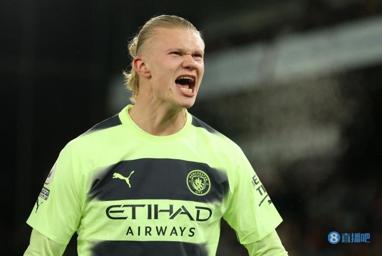 阿连德谈梅西解锁400助：真的意义非凡，非常荣幸参与其中（阿连德赞梅西达成400助攻里程碑：意义非凡，参与其中倍感荣幸）