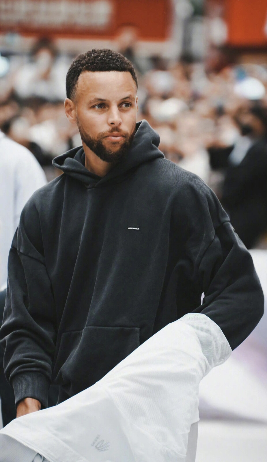 利物浦萨拉赫关键进球锁定胜局（萨拉赫制胜一击助利物浦全取三分）