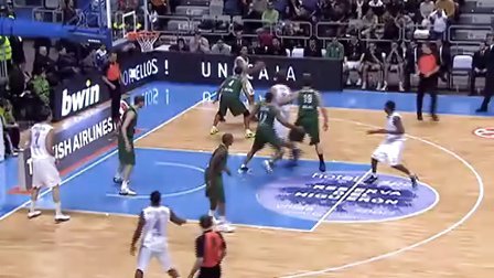 亚特兰大1-0马赛，萨马尔季奇绝杀，CDK失点，卢克曼进球被吹（萨马尔季奇绝杀制胜，亚特兰大1-0马赛，CDK失点，卢克曼进球无效）