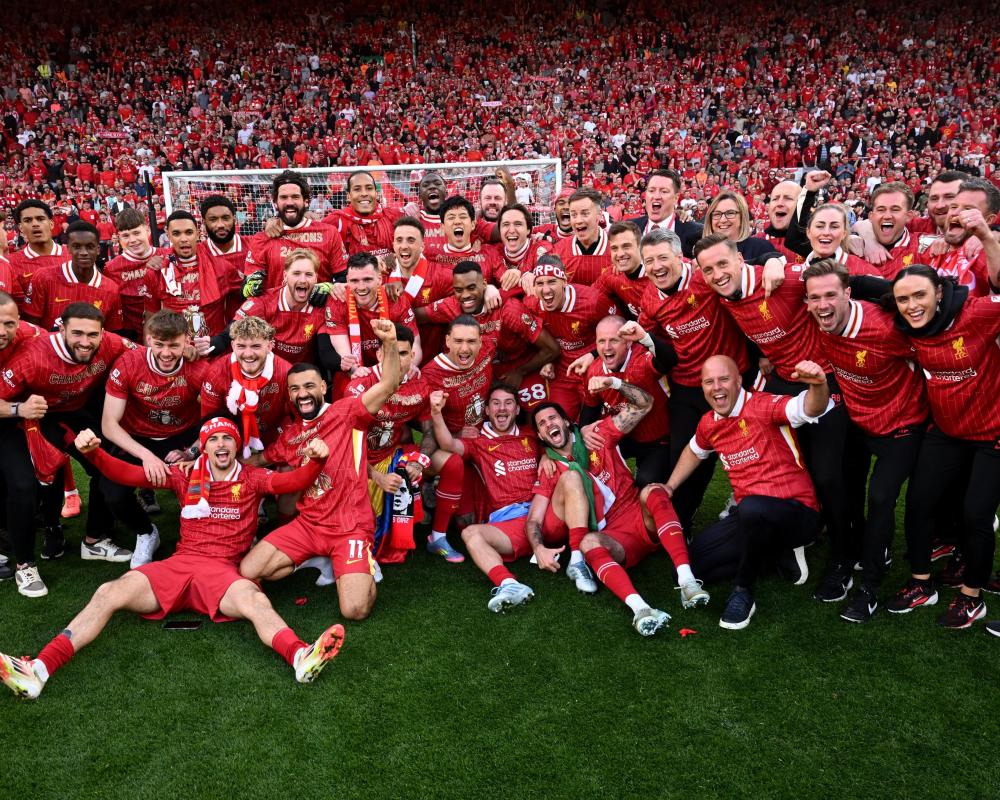 鲁媒：彭啸脚踝韧带损伤，预计要先恢复两周再进行下一步治疗（鲁媒：彭啸脚踝韧带受伤，预计先休养两周再开展后续治疗）