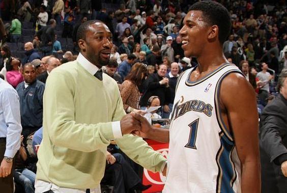 霍姆格伦：冲突已过专注当下，三分全中感恩团队（霍姆格伦：风波已过专注当下，三分全中感谢团队）